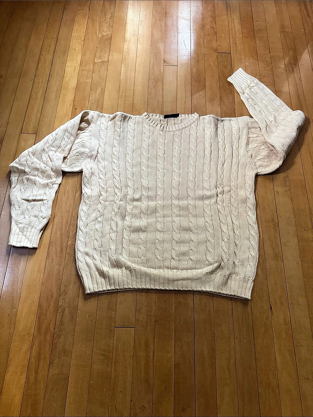 J.Crew vintage butter yellow color Cable-Knit Crewneck Sweater men’s L
